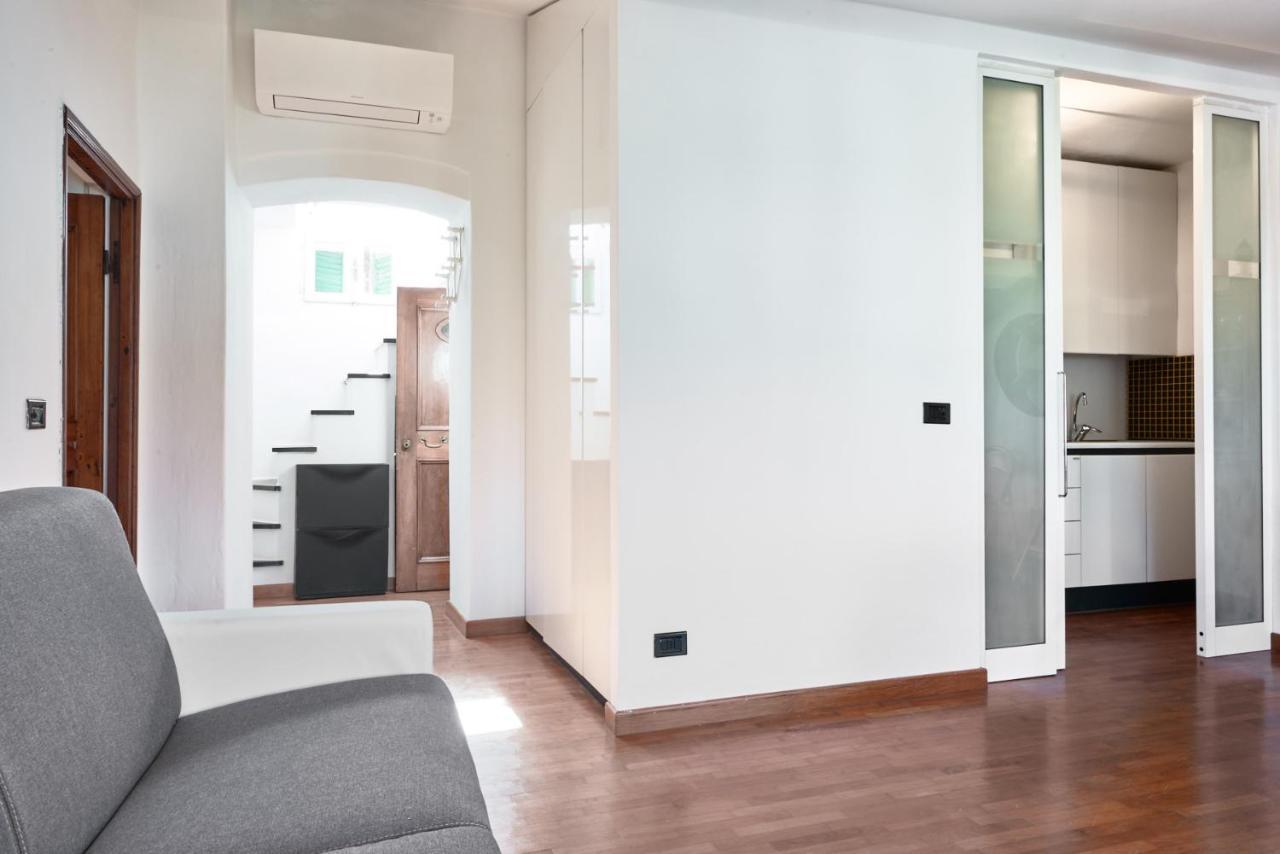 Square Views Apartment Леричи Екстериор снимка